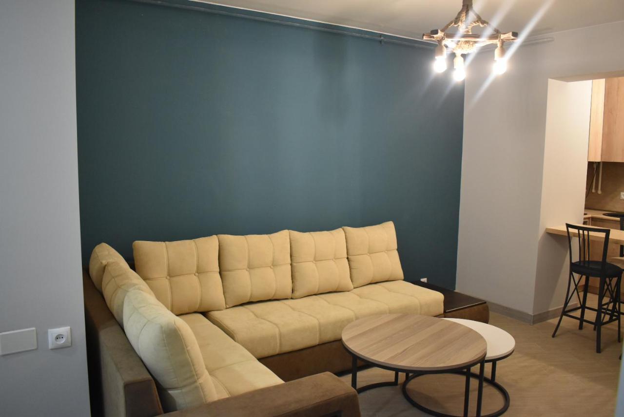 Loft Apartment In Erivan Exterior foto